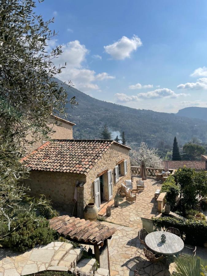 L'Escale Du Ciel Bed & Breakfast Le Bar-sur-Loup Eksteriør bilde