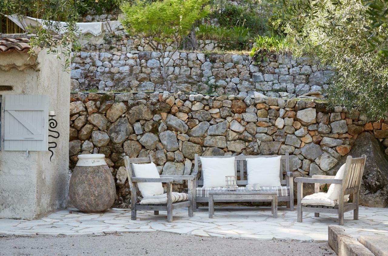 L'Escale Du Ciel Bed & Breakfast Le Bar-sur-Loup Eksteriør bilde