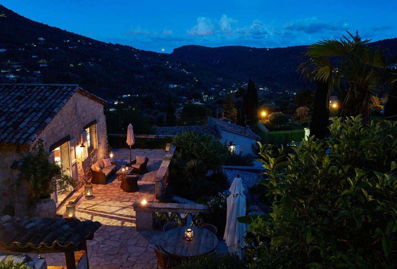 L'Escale Du Ciel Bed & Breakfast Le Bar-sur-Loup Eksteriør bilde